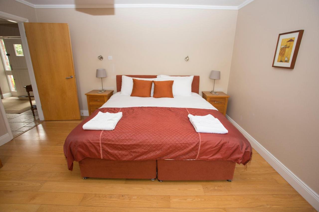 Decoy Country Cottages Navan Luaran gambar