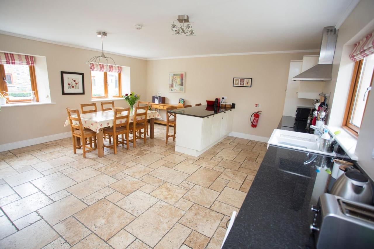 Decoy Country Cottages Navan Luaran gambar