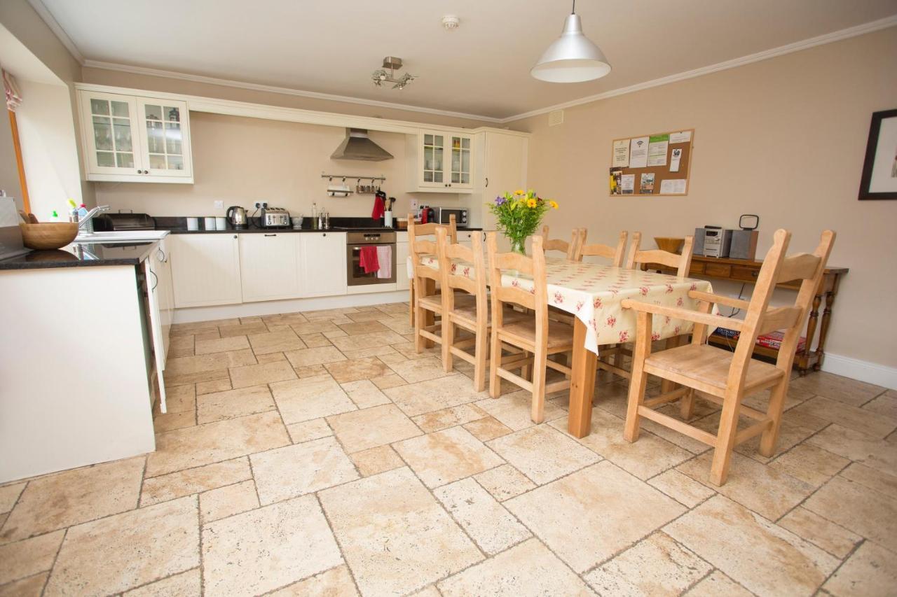 Decoy Country Cottages Navan Luaran gambar