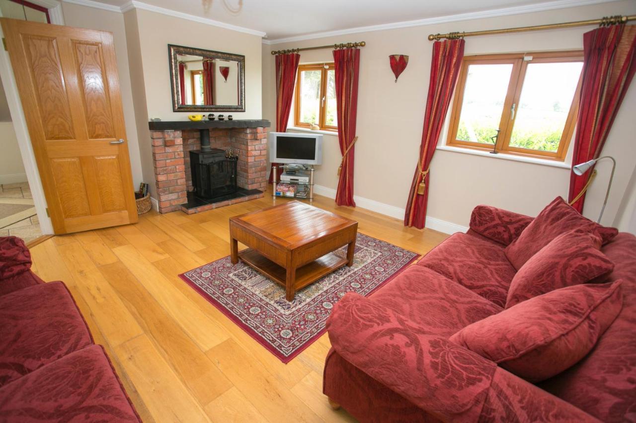 Decoy Country Cottages Navan Luaran gambar
