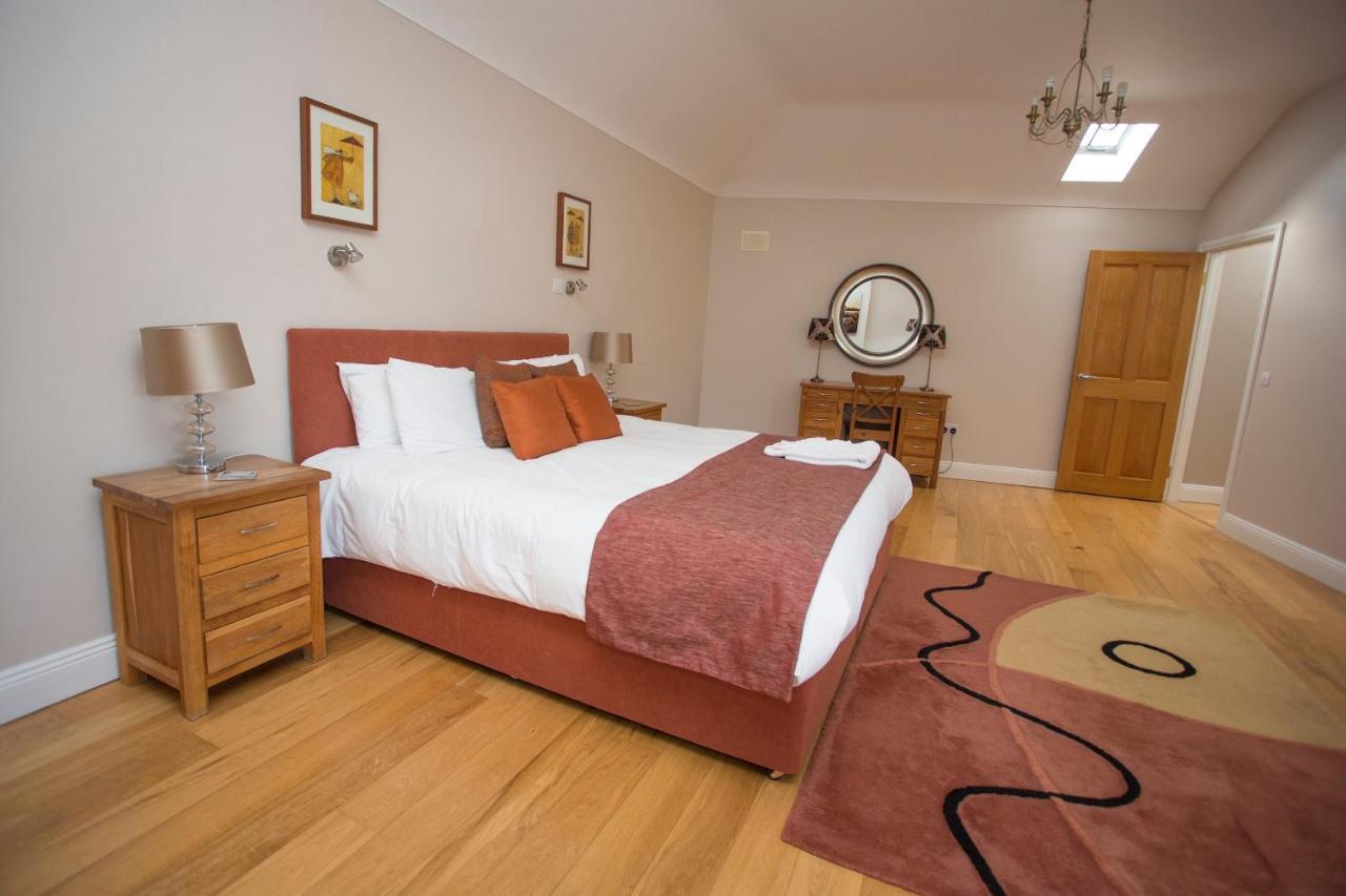 Decoy Country Cottages Navan Luaran gambar