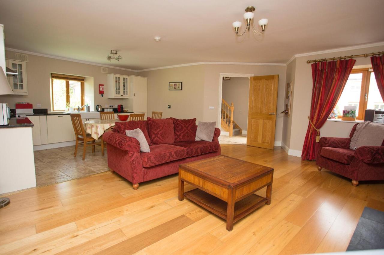 Decoy Country Cottages Navan Luaran gambar