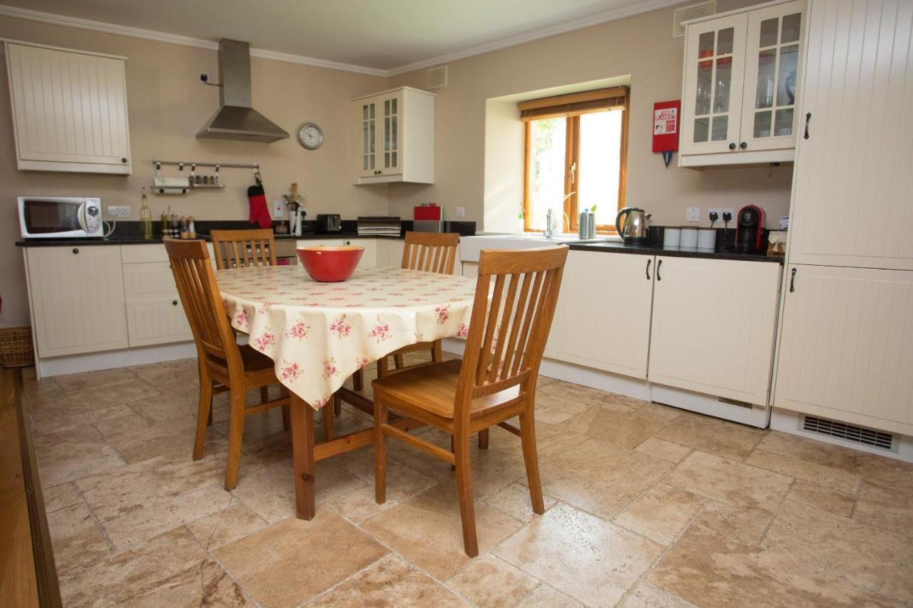 Decoy Country Cottages Navan Luaran gambar