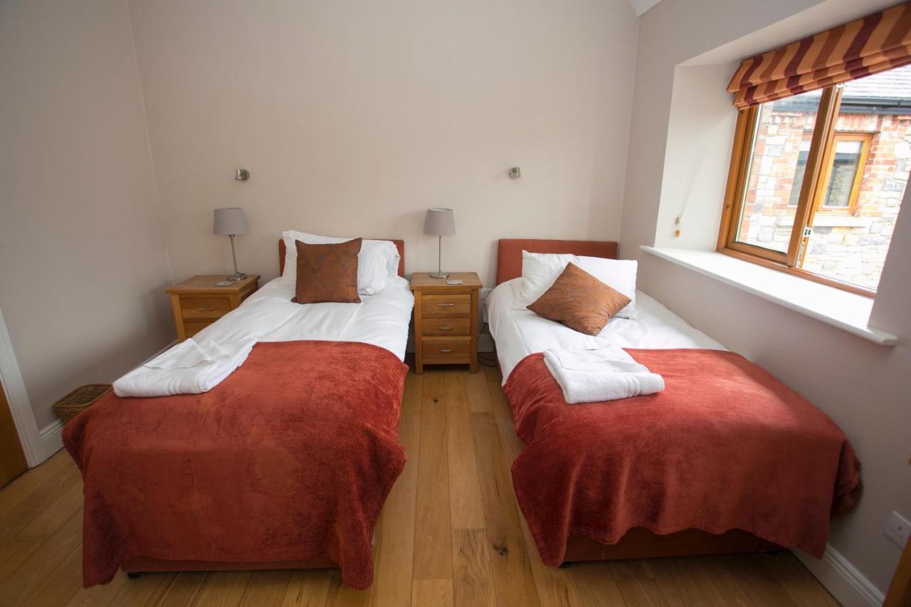 Decoy Country Cottages Navan Luaran gambar